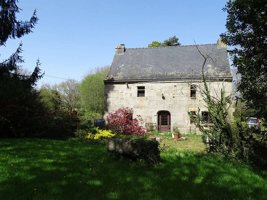 Maison à KERGRIST-MOELOU