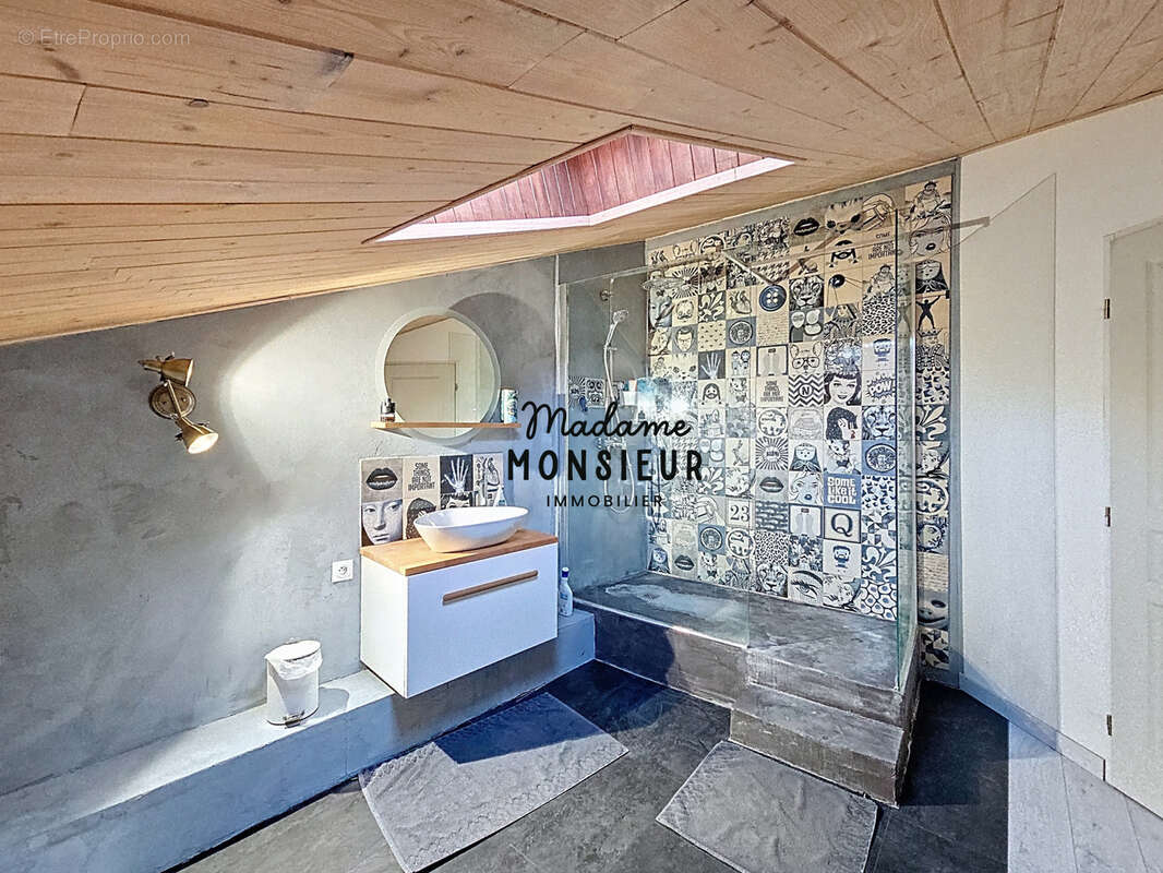 Maison à BOURGOIN-JALLIEU