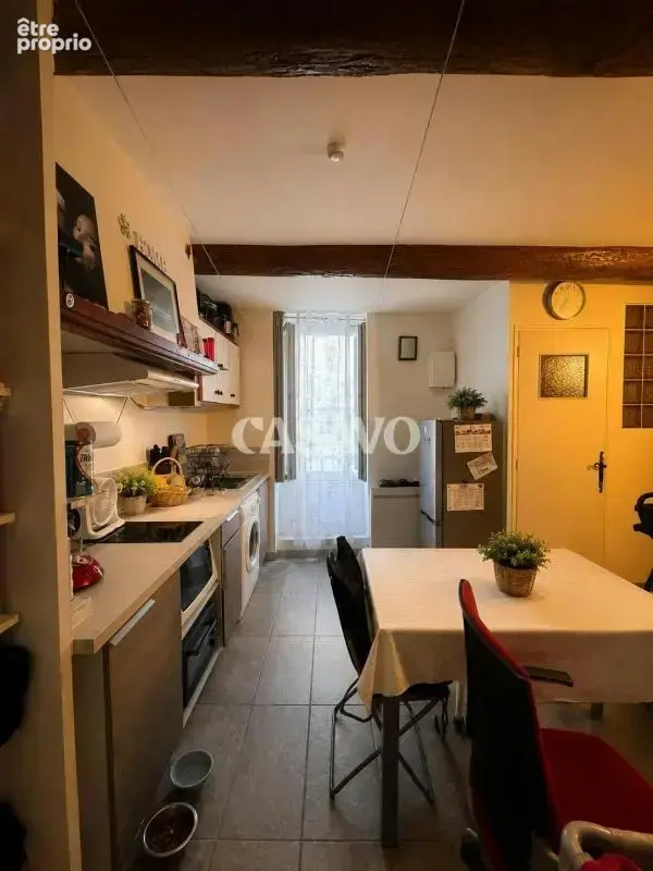 Appartement à EGUILLES