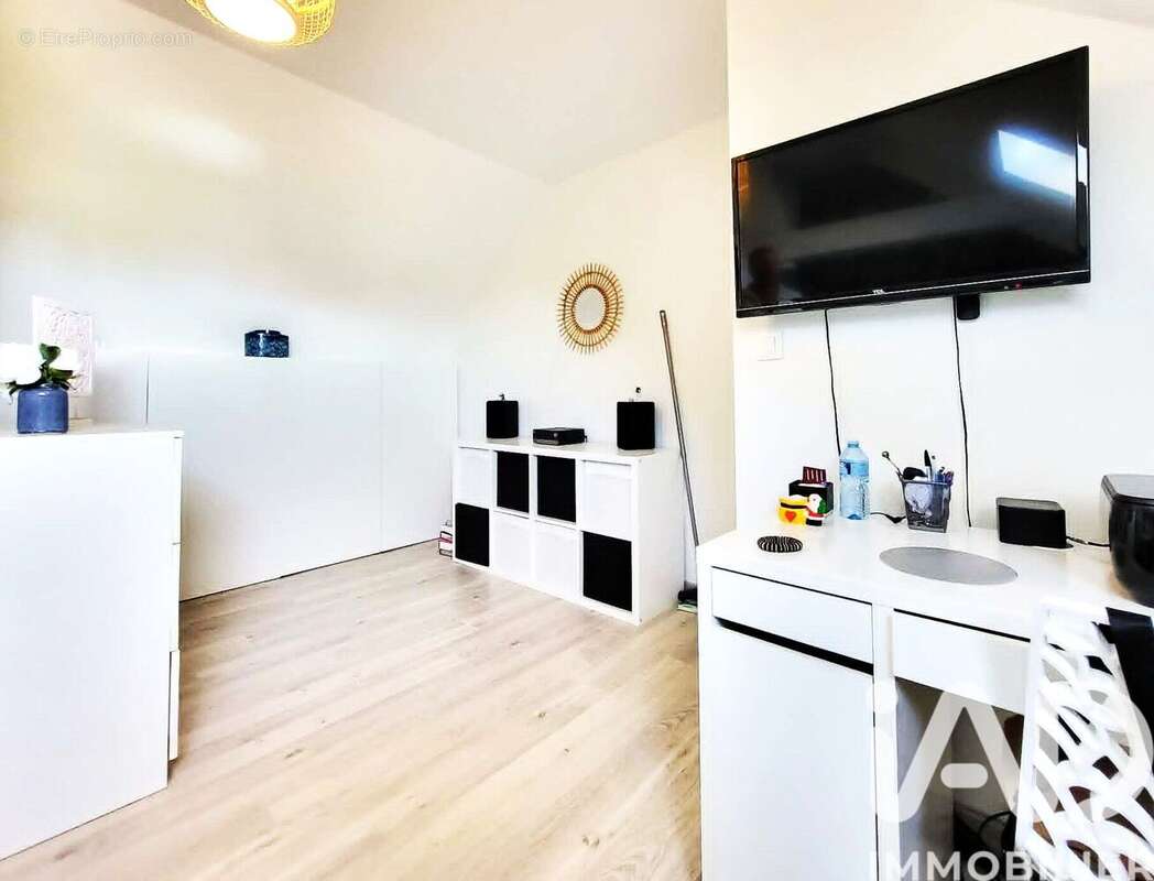 Appartement 72 m² à Roncourt  - photo 7