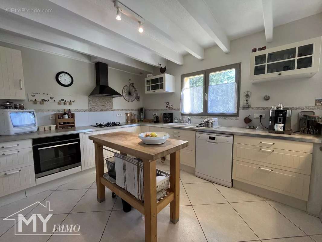 Maison à LAMOTHE-MONTRAVEL