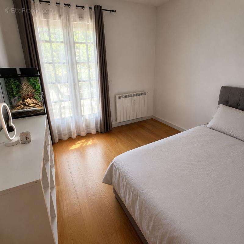 Pavillon plain pied 4p 3 chambres avec sous-sol total À Vendre - photo 7