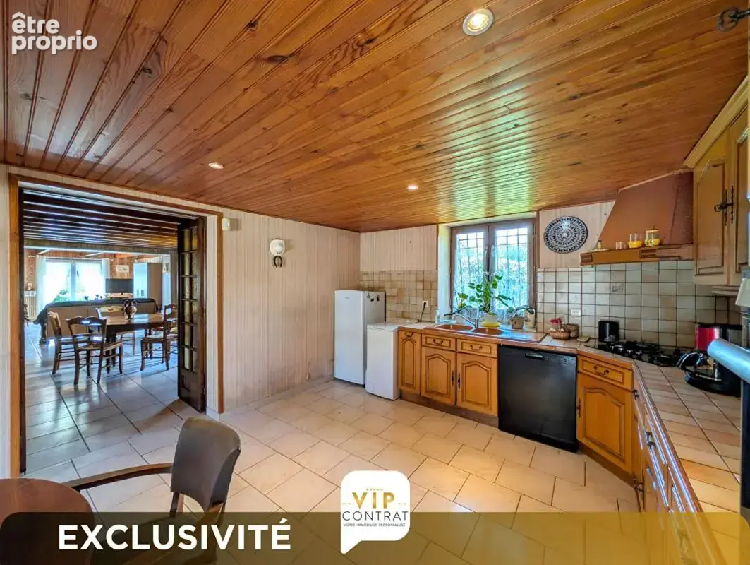 Maison Gensac La Pallue 5 pièce(s) 171 m2 exclusivité VIP sous Compromis - photo 5