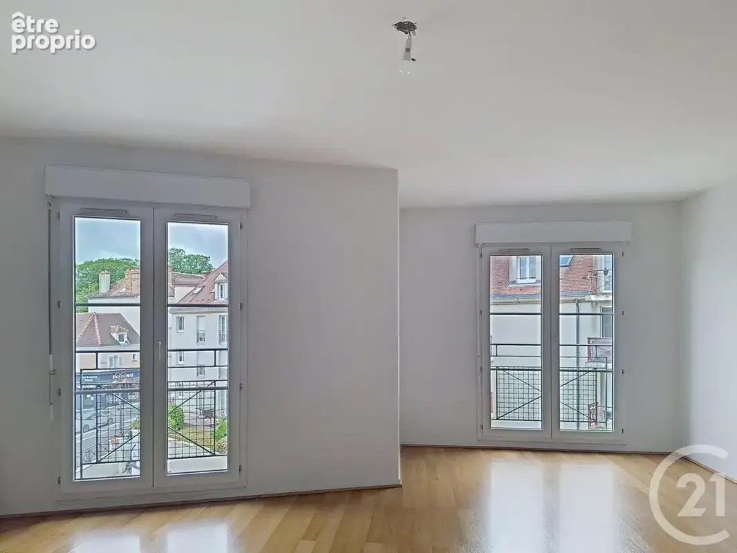 Appartement 2 pièces 56 m² à vendre à Melun (77000) - photo 2