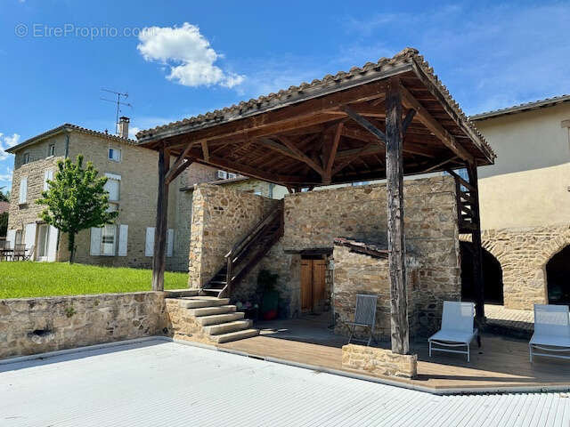 Maison à SAINT-LAURENT-D'AGNY