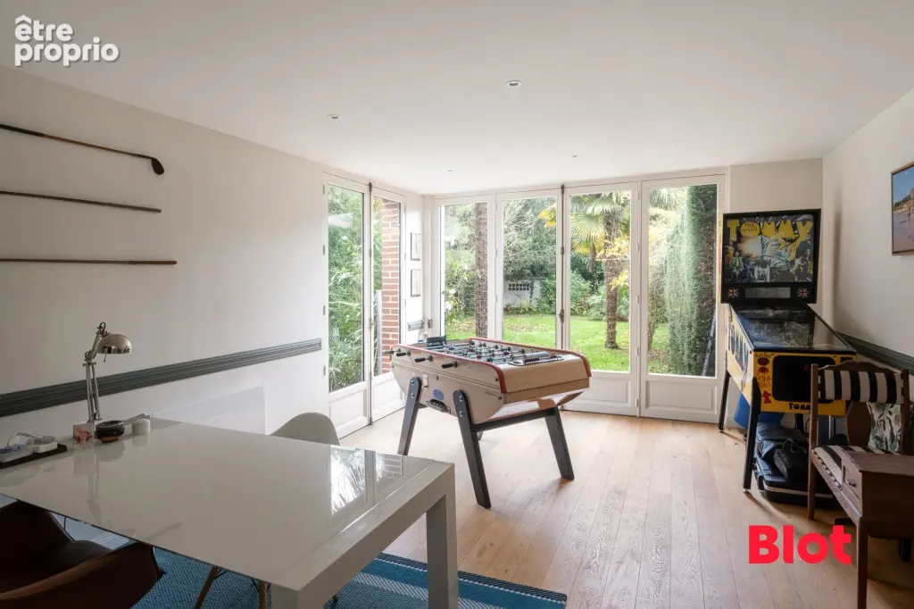 Maison 287 m² à Rennes  - photo 4