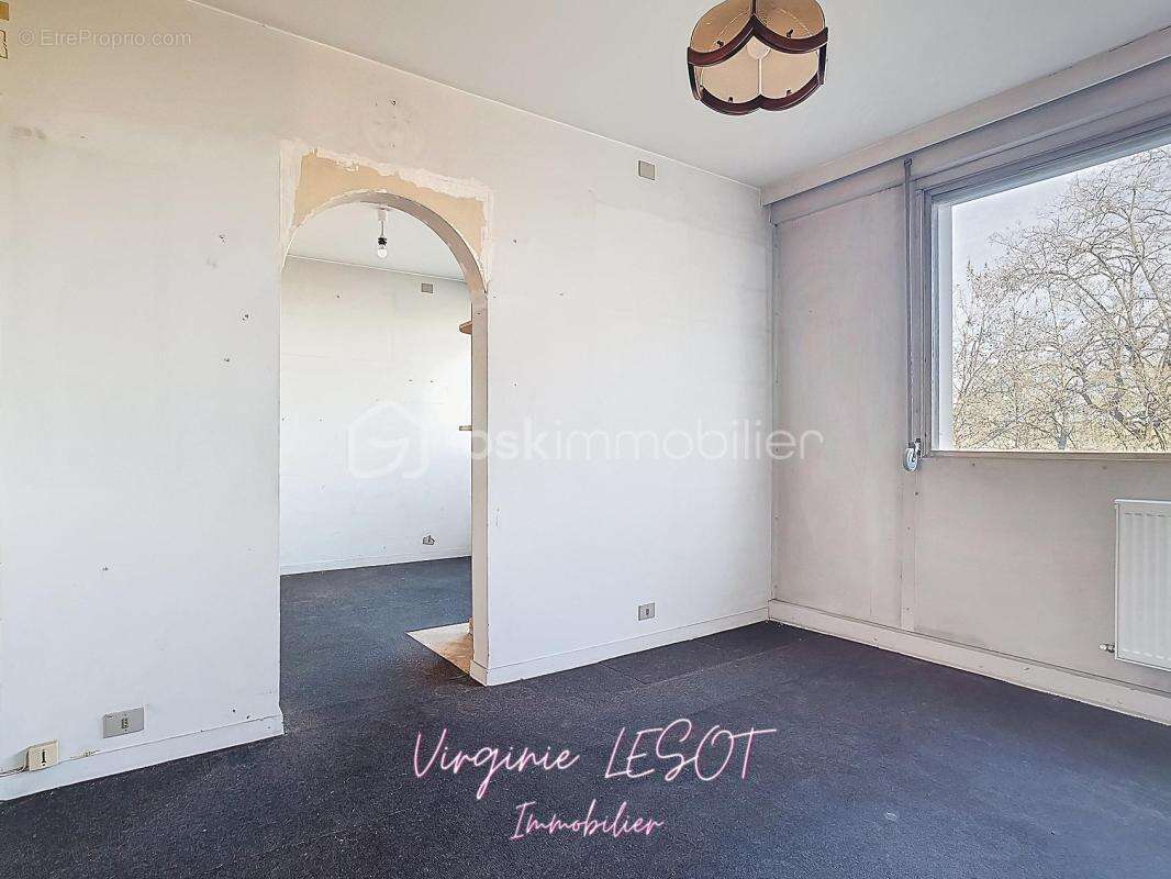 Appartement à VAIRES-SUR-MARNE