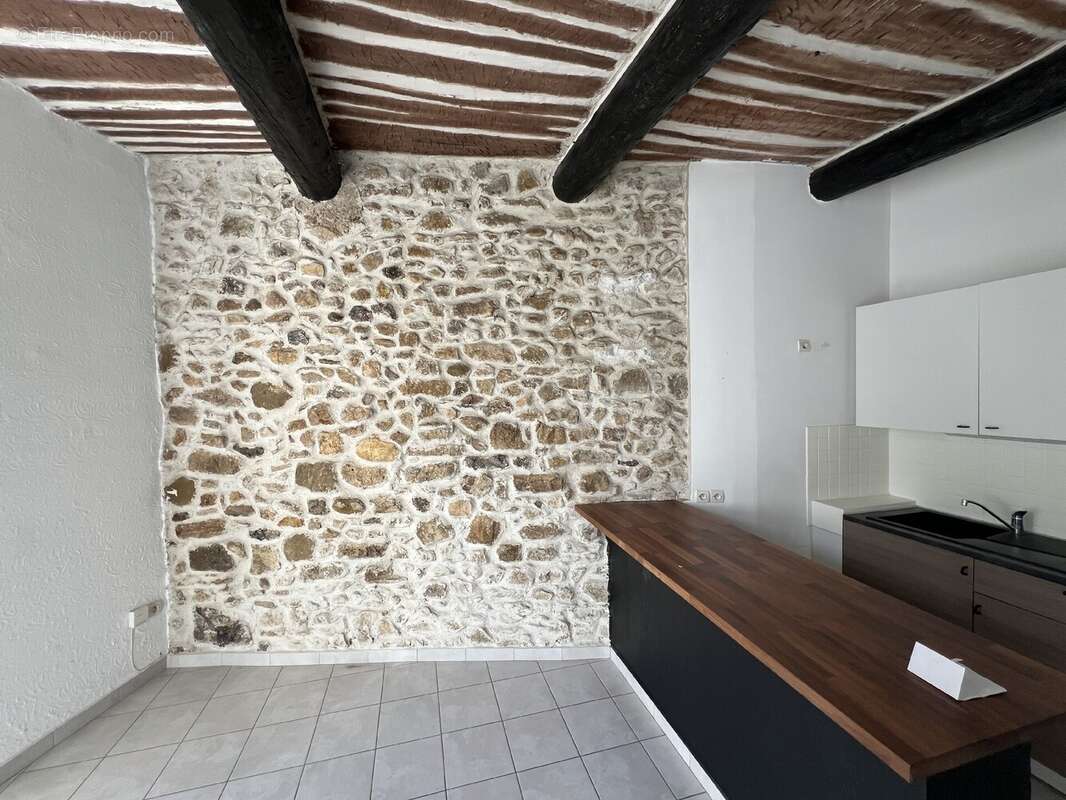 Appartement à EYGUIERES