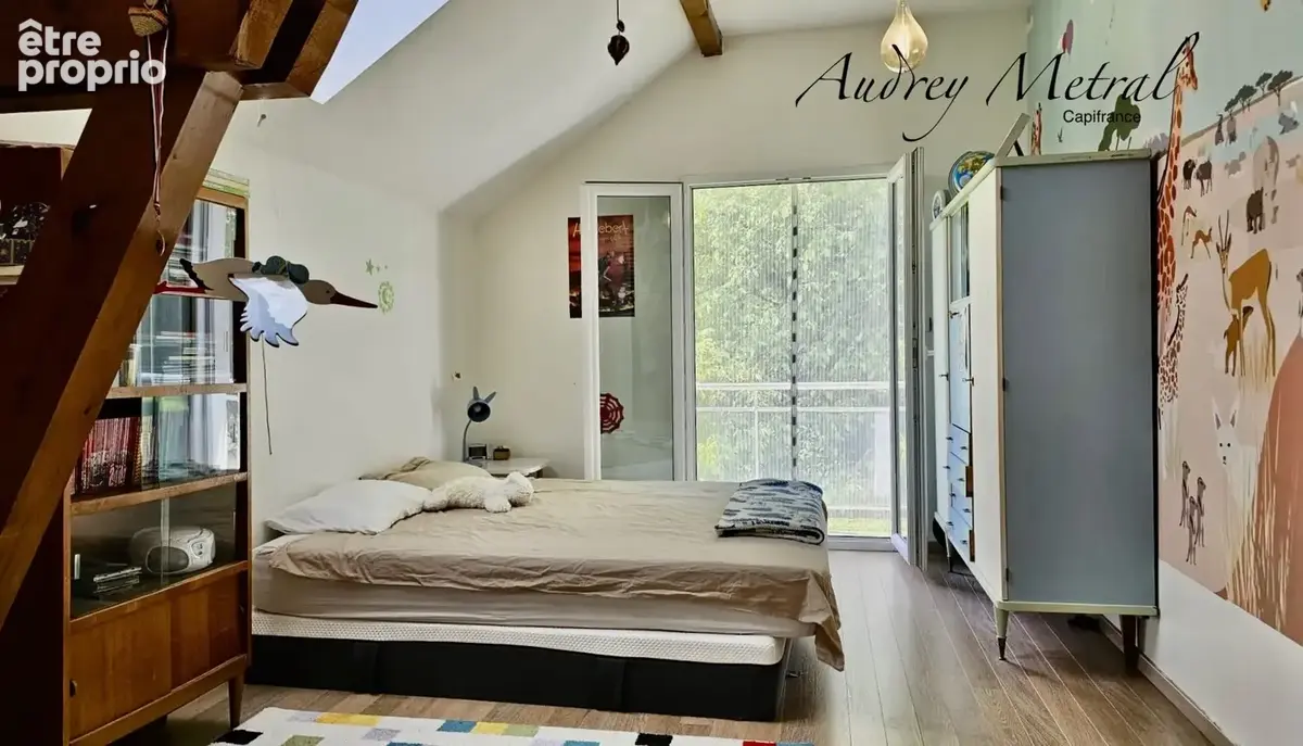 Villa à vendre à Serrières-en-Chautagne avec piscine, à 50 min de Genève et d'Annecy, 35 min d'Aix-Les-Bains et 15 min du Lac du - photo 16