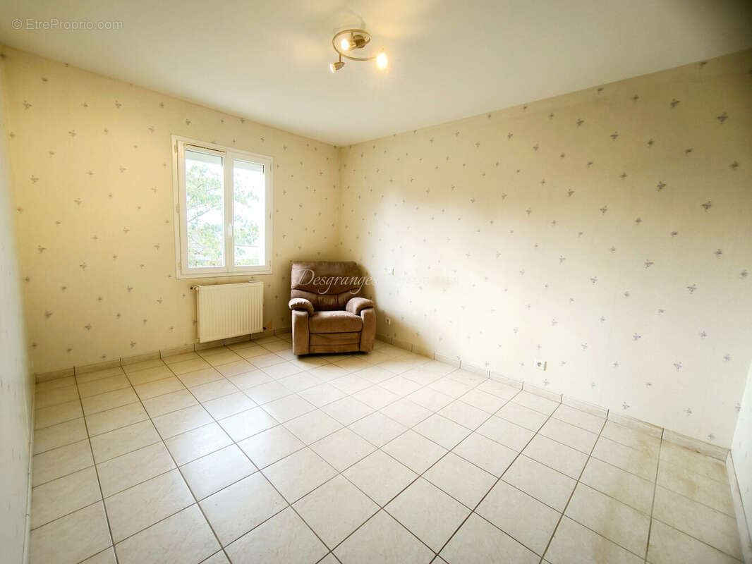 Maison à SAINT-MESMIN