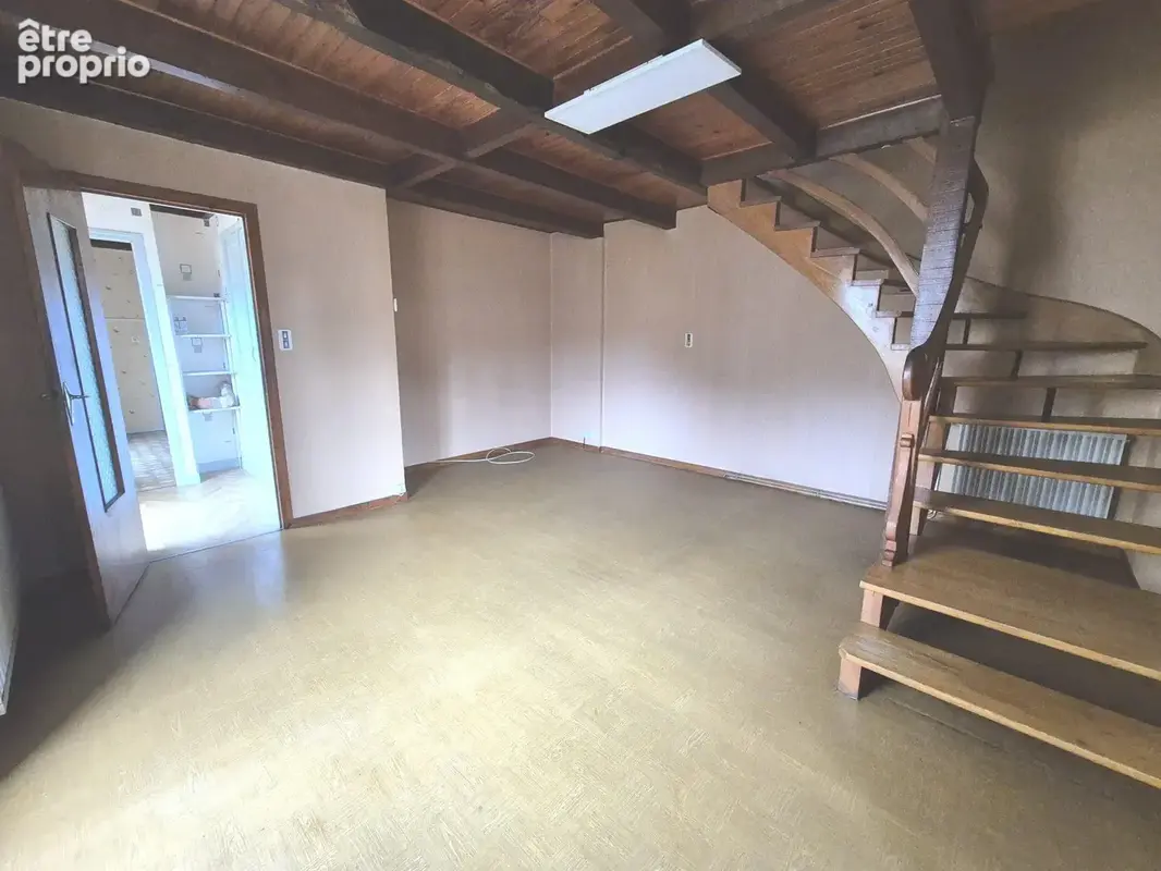 Maison 4 pièces 81 m² à vendre à Flavin (12450) - photo 2