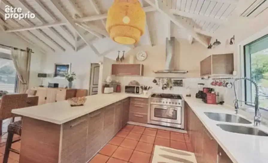 Maison 5 pièces 160 m² à vendre à Saint-Martin (97150) - photo 8