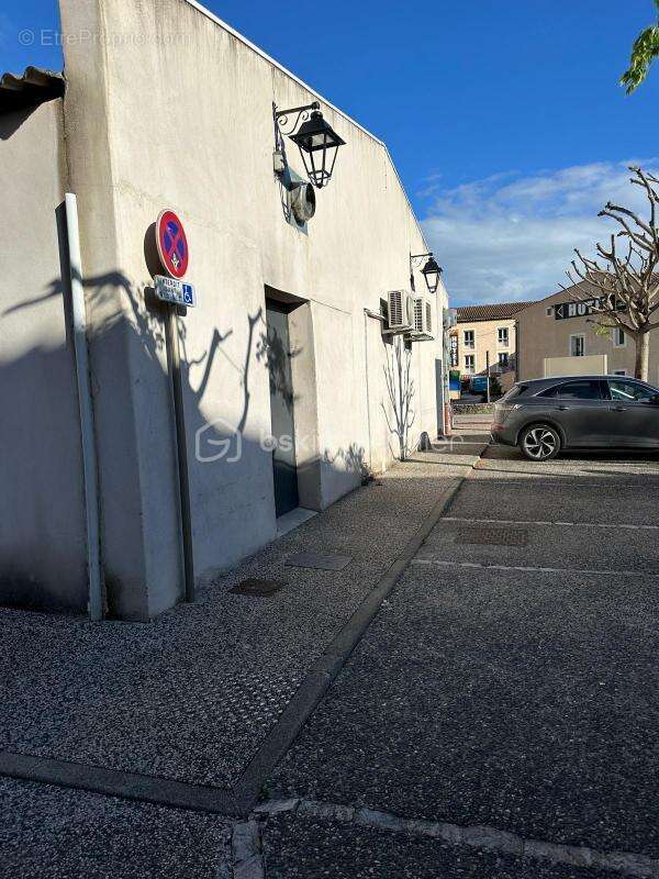 Appartement à ROCHEMAURE