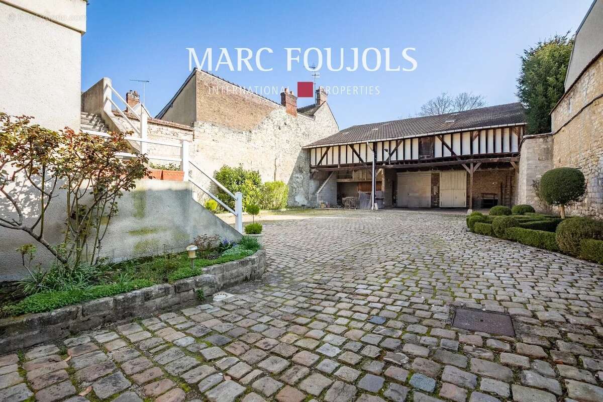 Appartement à COMPIEGNE