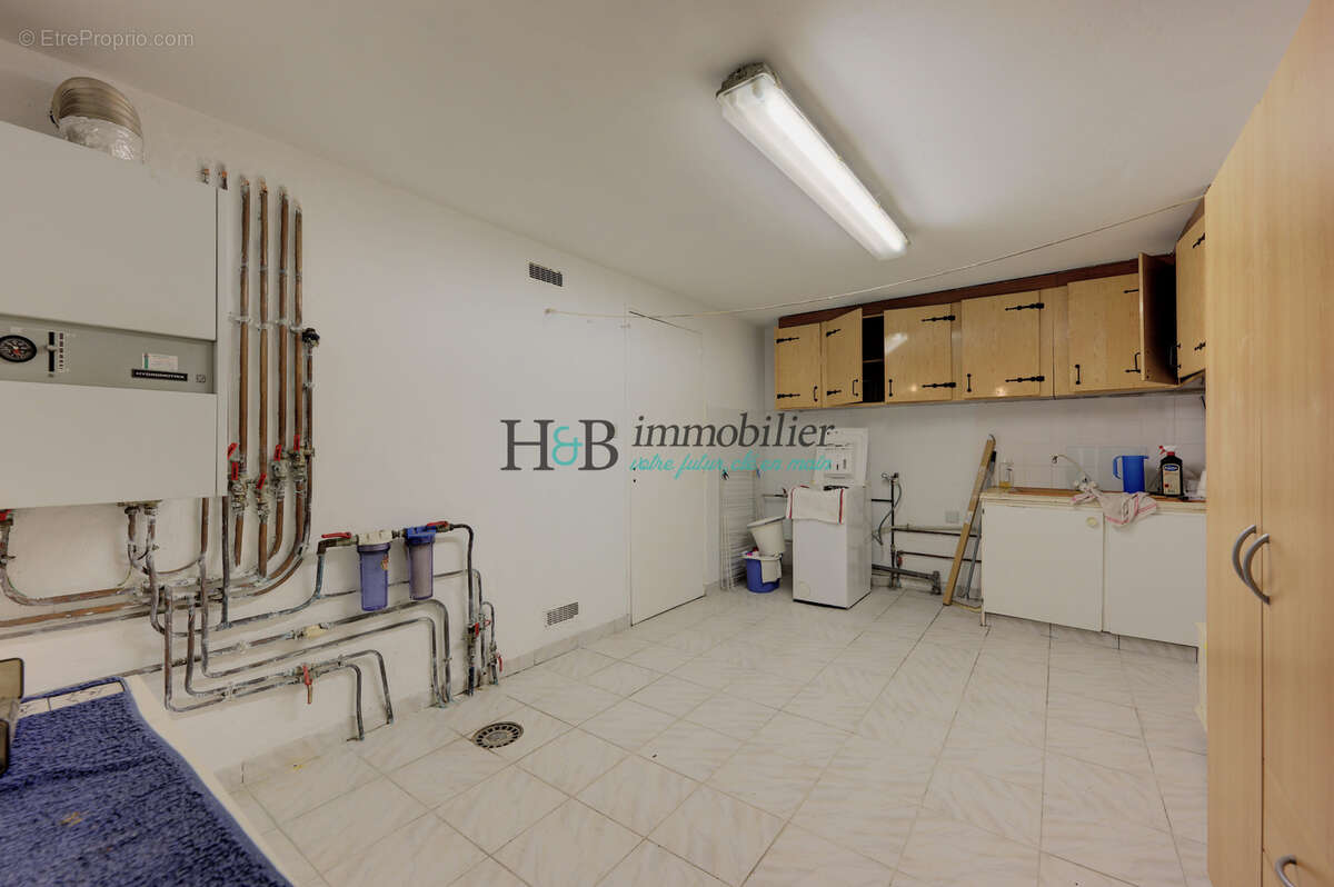 Maison à VERT-LE-GRAND