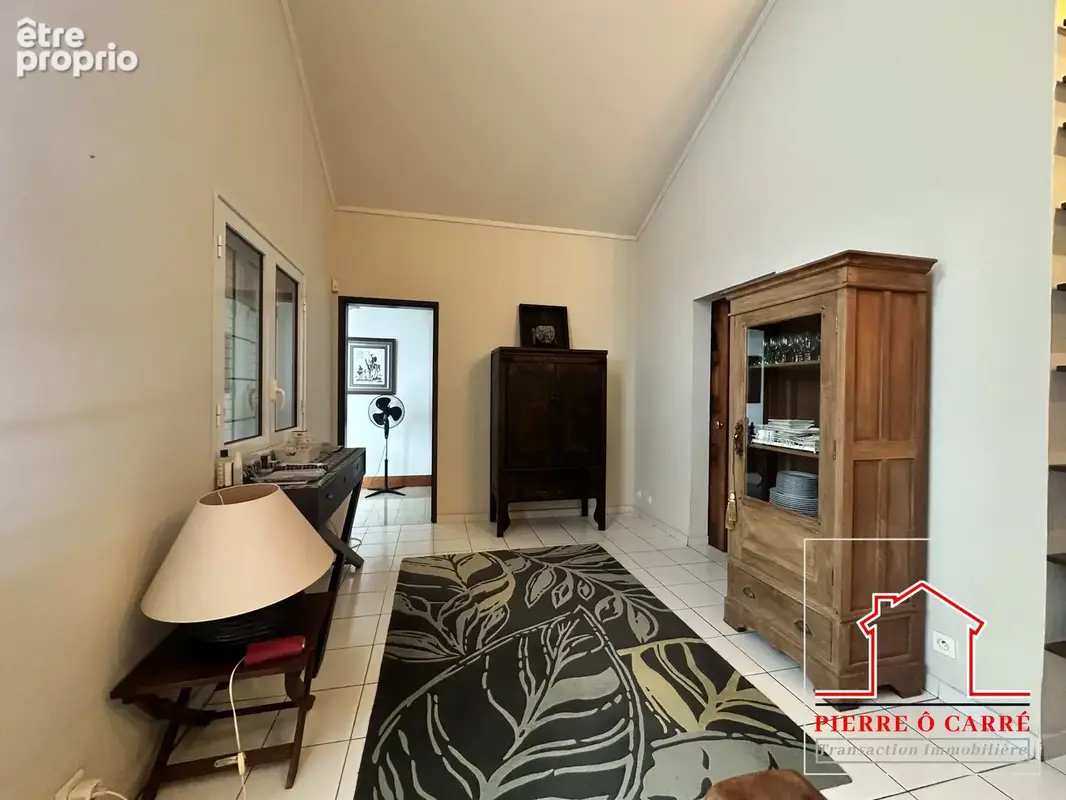 Maison 9 pièces 240 m² à vendre à Saint-Denis (97490) - photo 5
