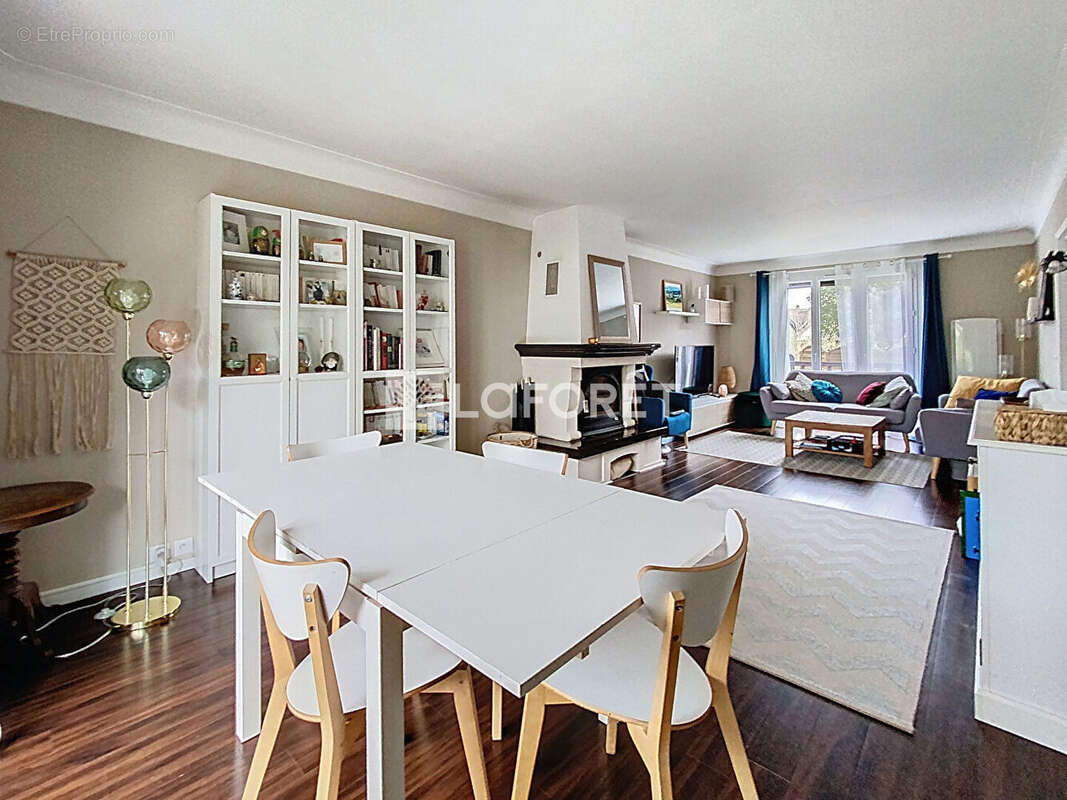 Maison à VERNEUIL-SUR-SEINE