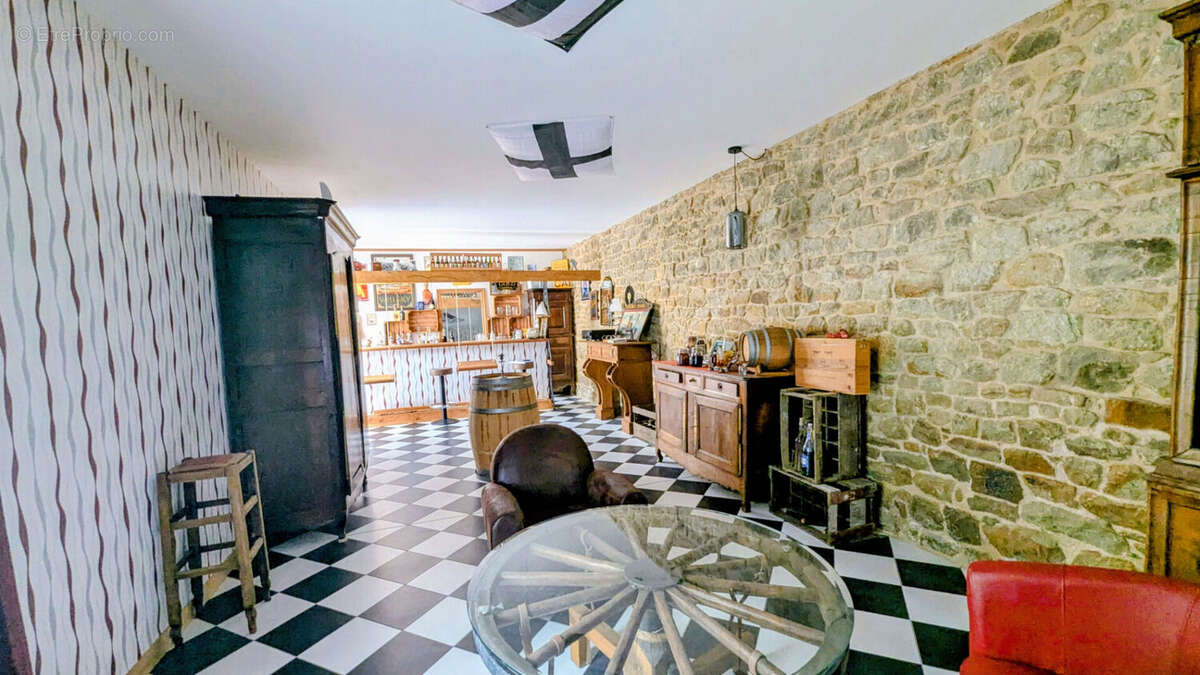 A VENDRE Maison pierres de 274 m²  - Terrain 9795 m²  - CHERRUEIX - photo 7