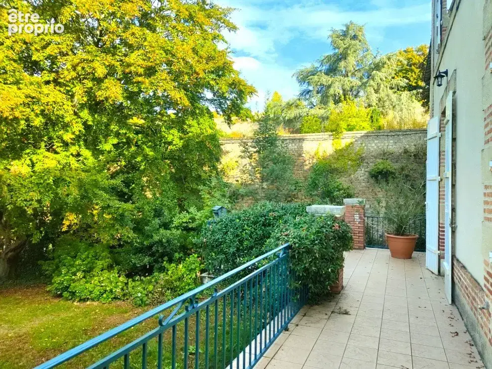DURTAL  Élégante maison de maître au pied du château, avec accès au Loir - photo 18