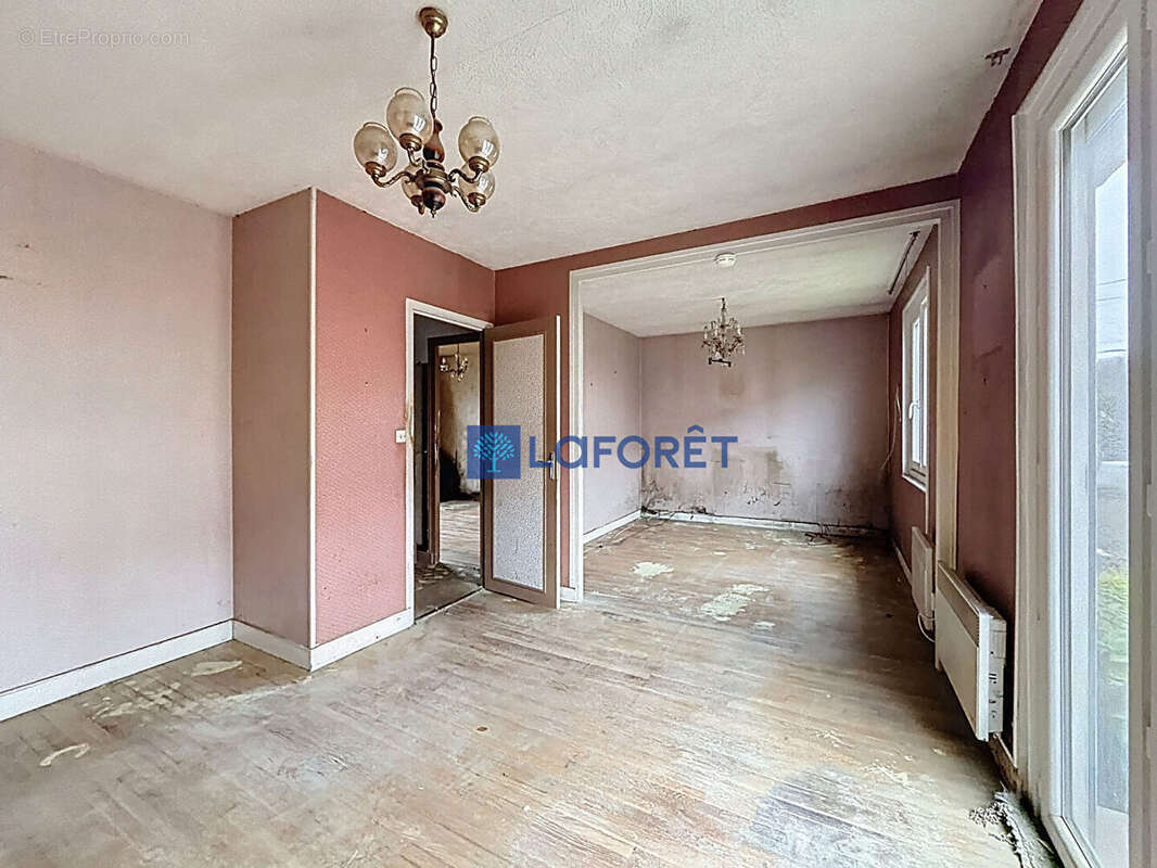 Maison à SAVIGNY-SUR-ORGE