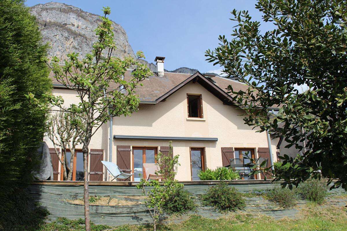 Maison à SAINT-JEAN-D'ARVEY