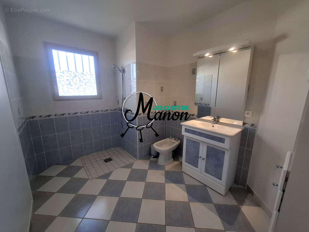 Maison à CHATEAUPONSAC