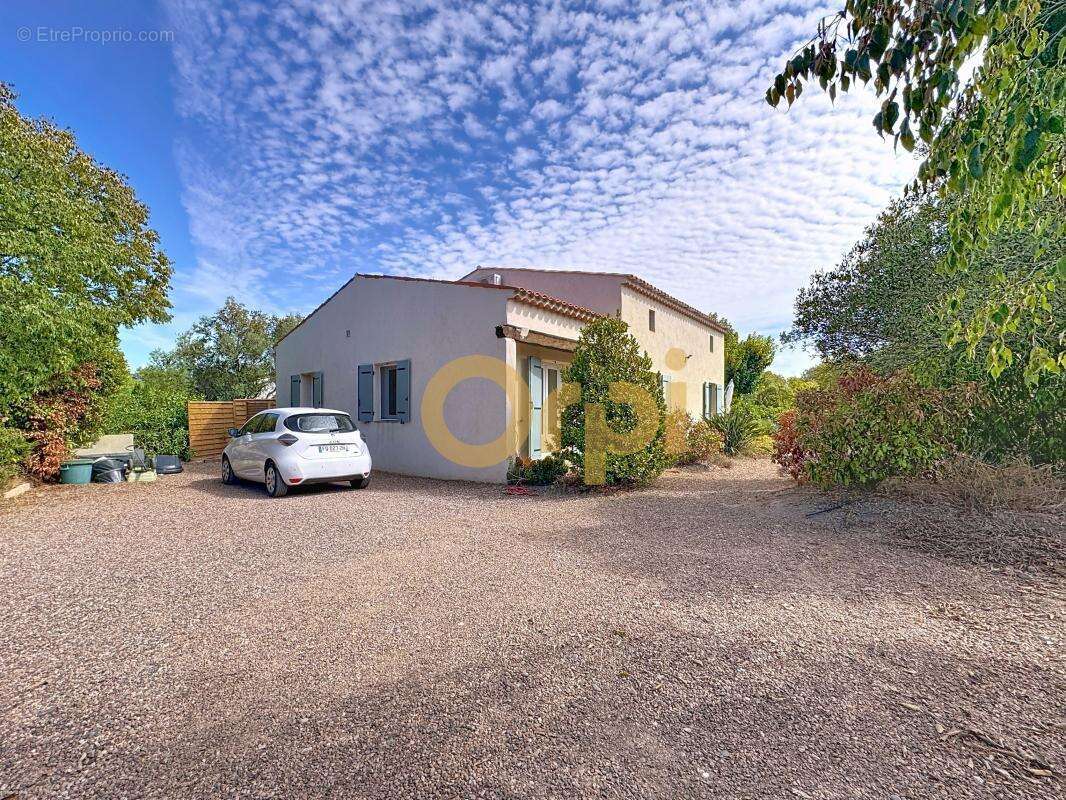 Maison à ROQUEBRUNE-SUR-ARGENS