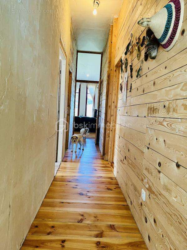 Maison à FORCALQUIER