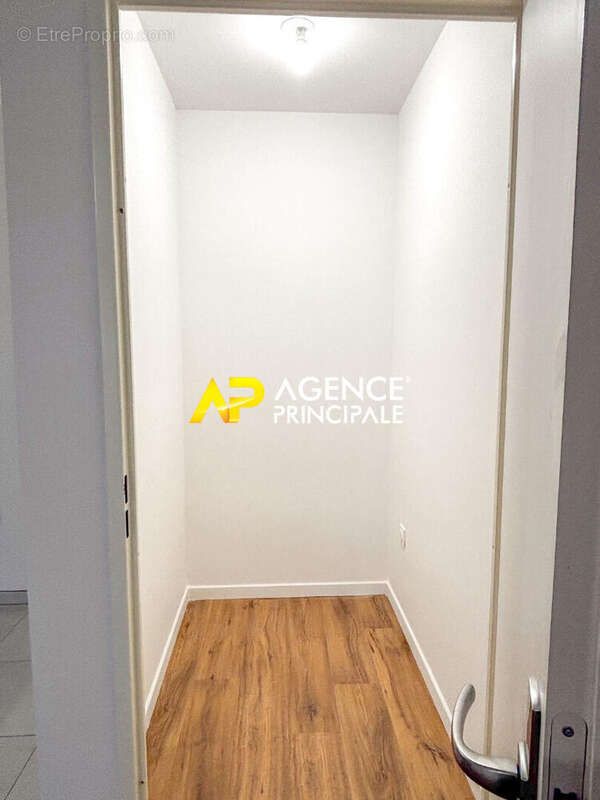 Appartement à SARTROUVILLE