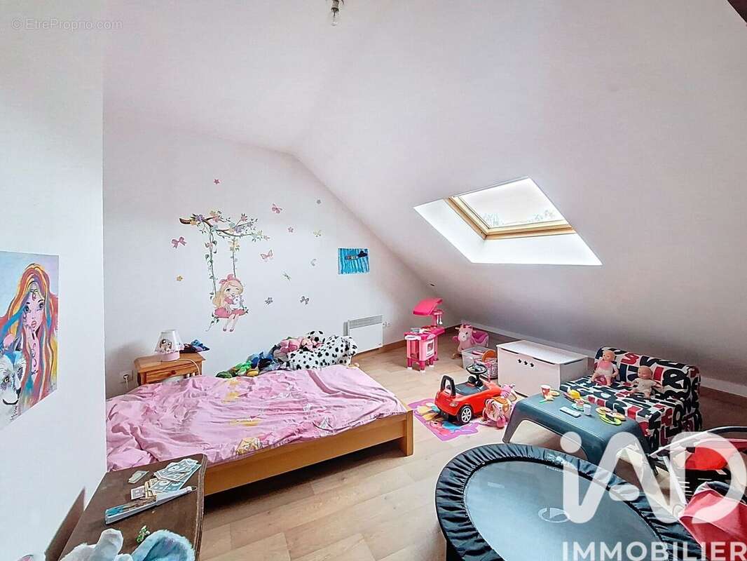 Maison 204 m² à Flines-Lez-Raches  - photo 5