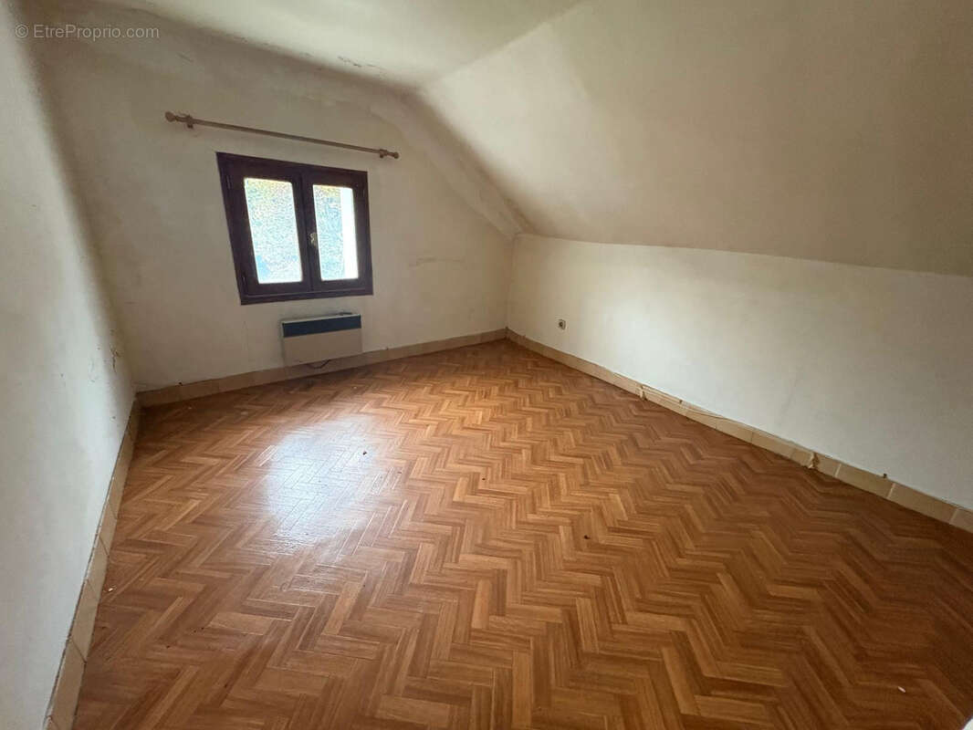 Maison à FONTENAY-TRESIGNY