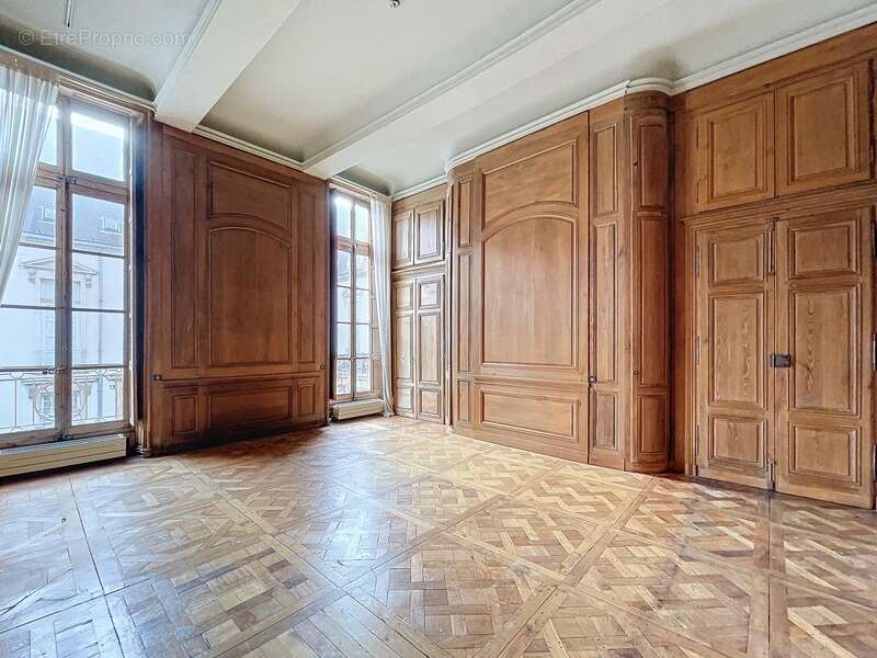 Appartement à vendre 7 pièces DIJON (21) - photo 3