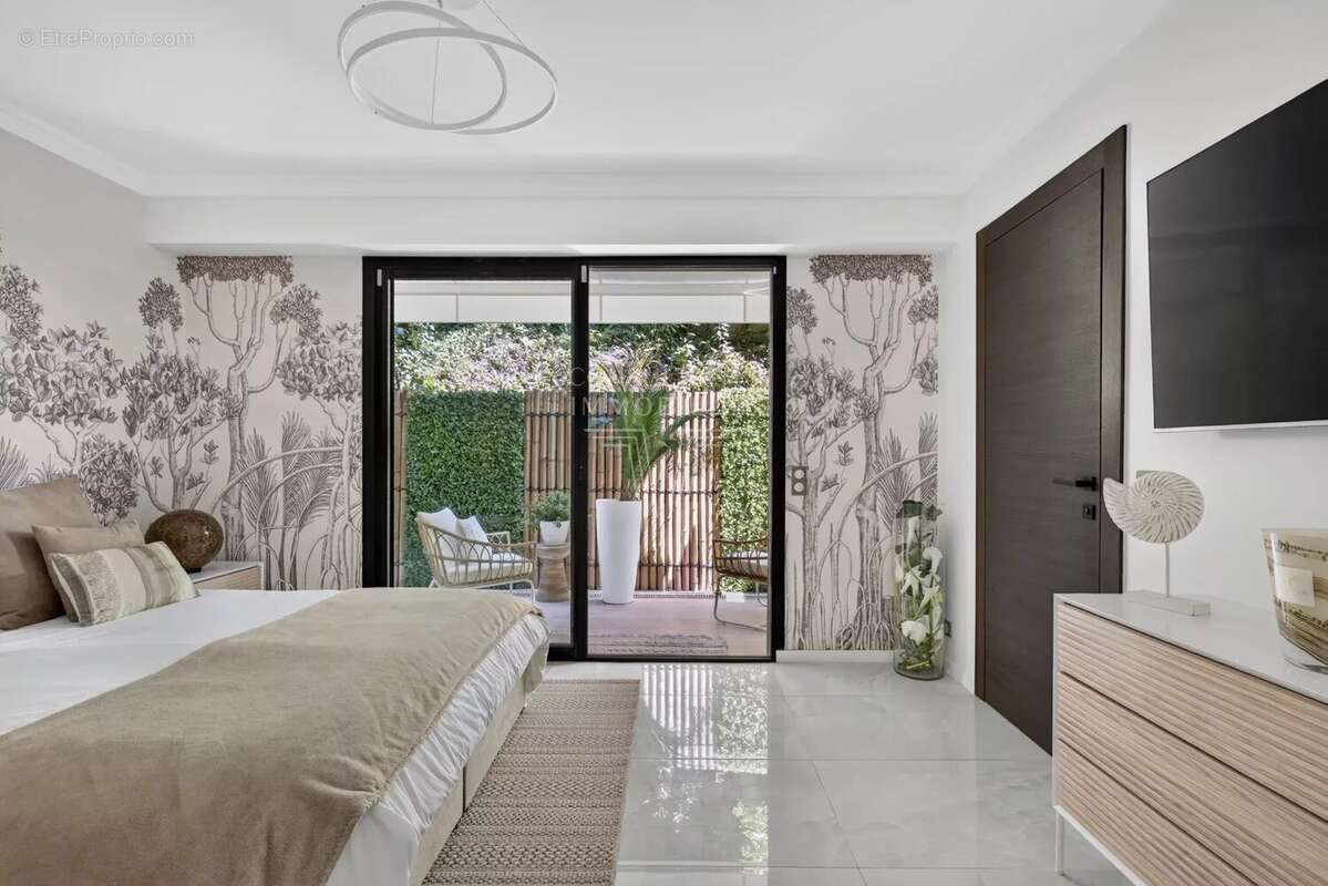 Appartement d'exception en rez-de-jardin. - photo 14