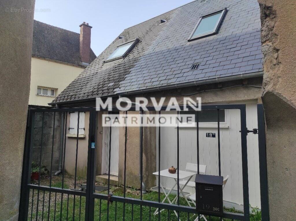 Maison à CHATEAU-CHINON(VILLE)