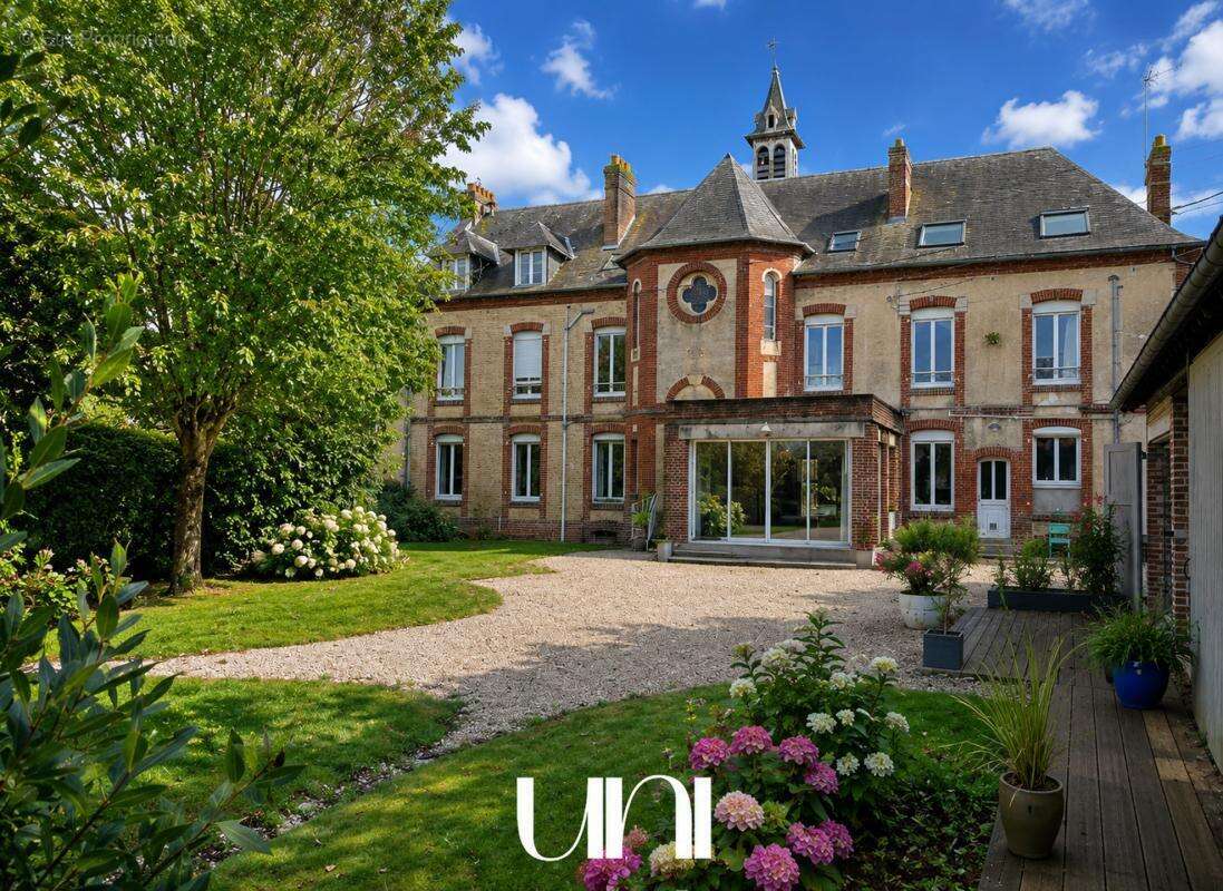 Maison à SAINT-PIERRE-SUR-DIVES