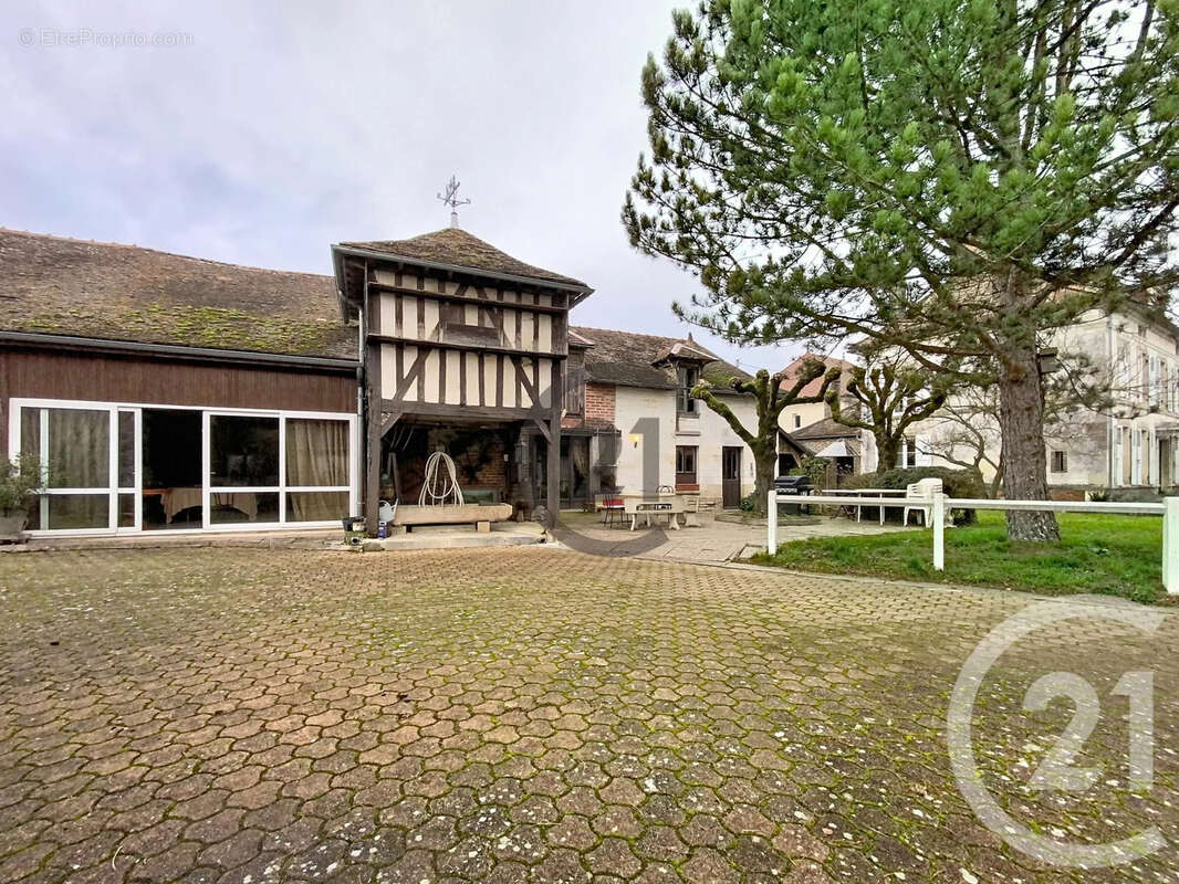 Maison à NOGENT-SUR-AUBE