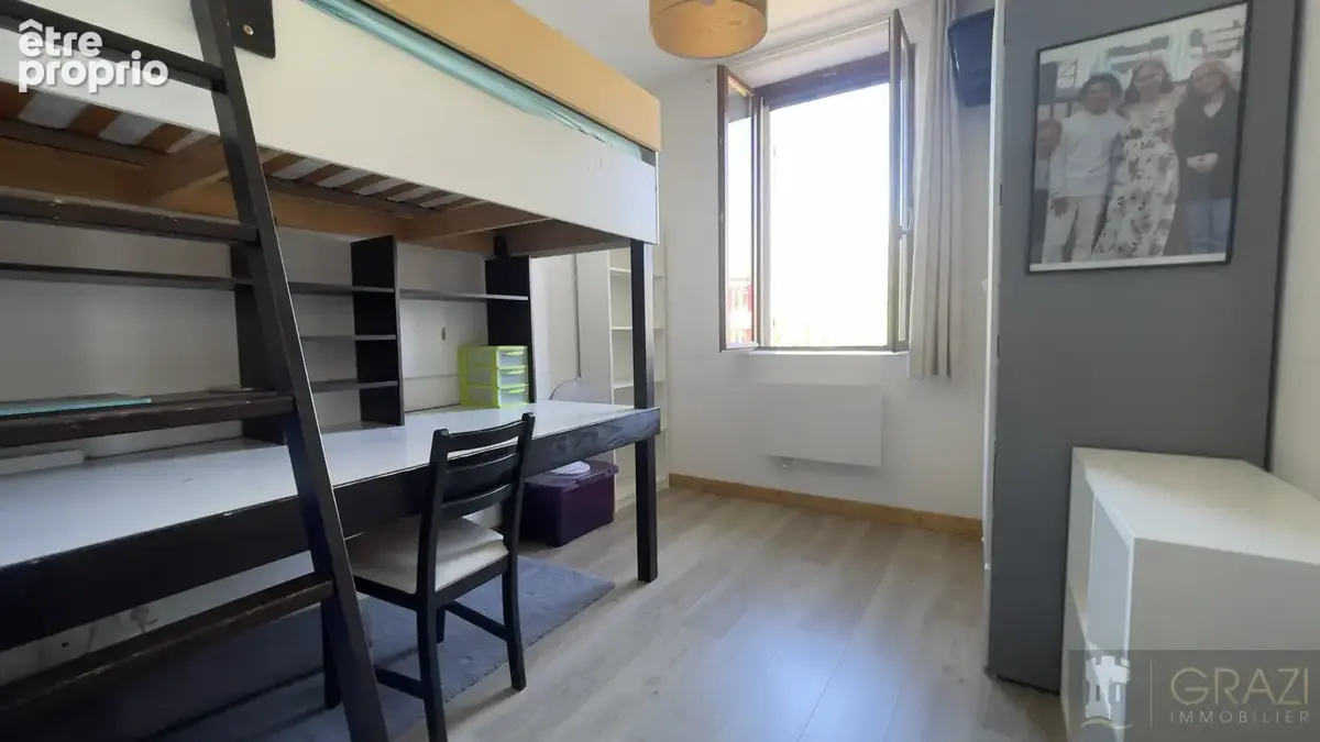 charmante maison de 6 pièces, offrant 111 m2 d’espace de vie idéal pour votre famille ! - photo 8