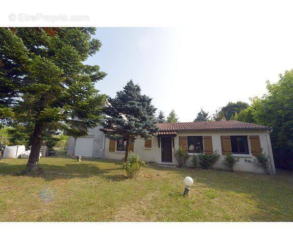 Maison à MESCHERS-SUR-GIRONDE