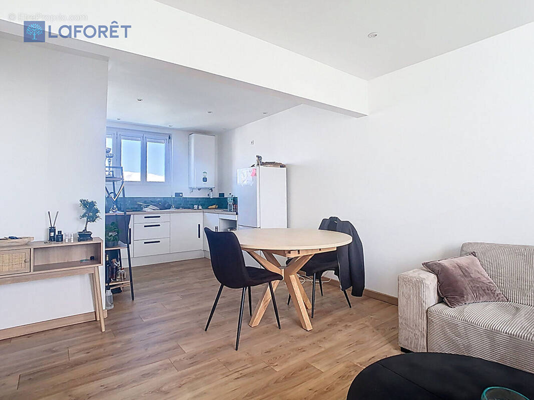 Appartement à LANESTER