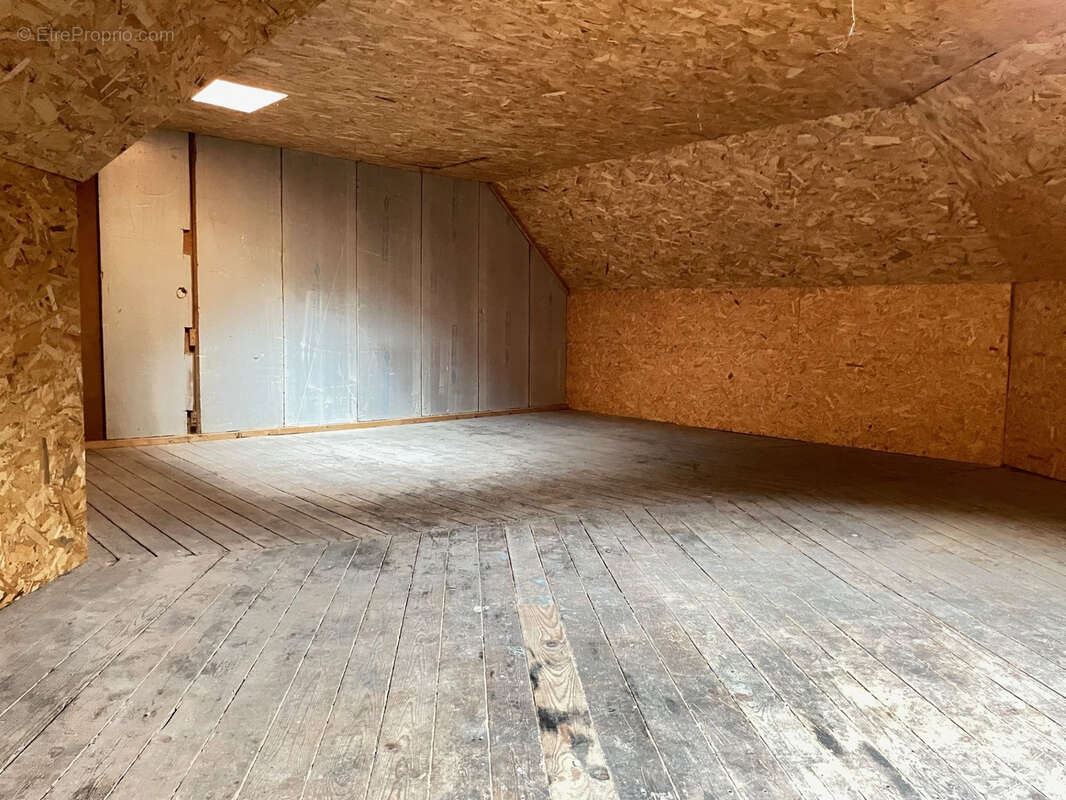 Appartement à CORAY