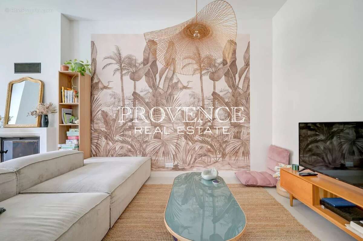 Appartement à MARSEILLE-5E