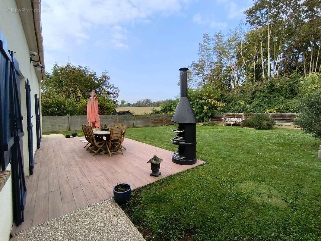 Maison à NESLES-LA-VALLEE