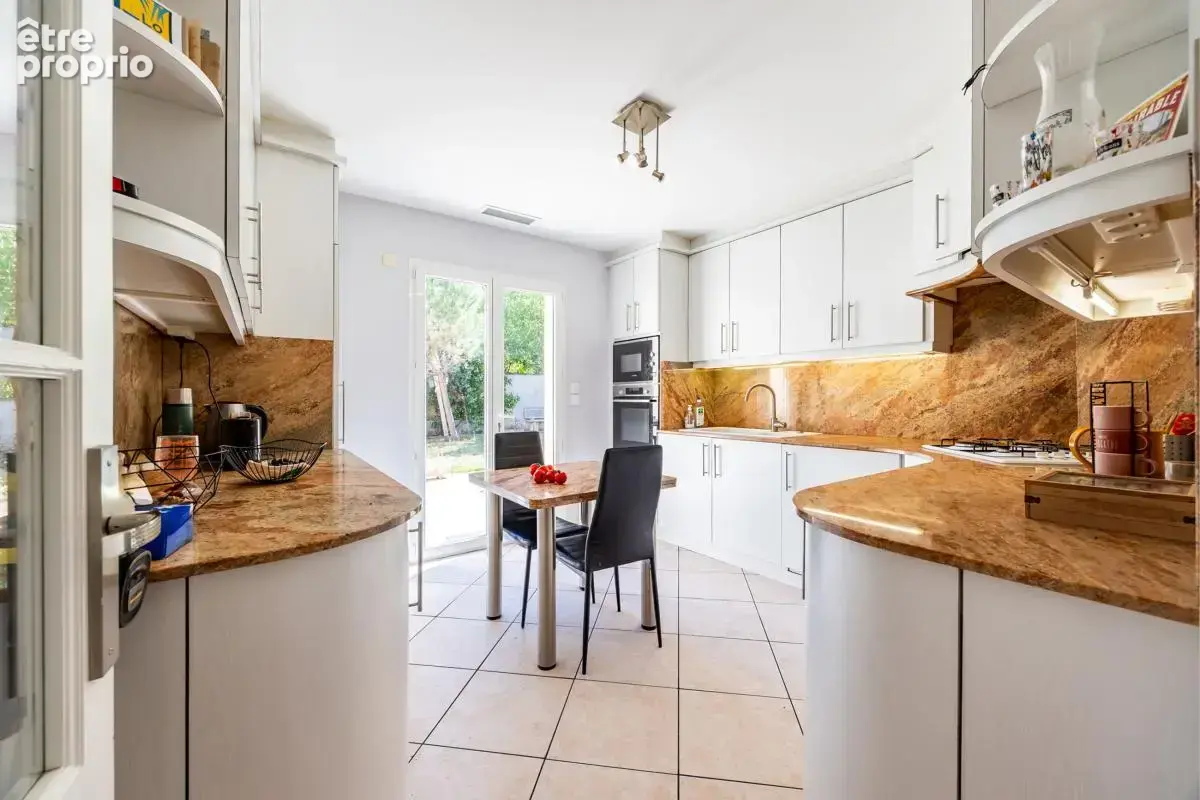 Maison 6 pièces 155 m² à vendre à Pessac (33600) - photo 8