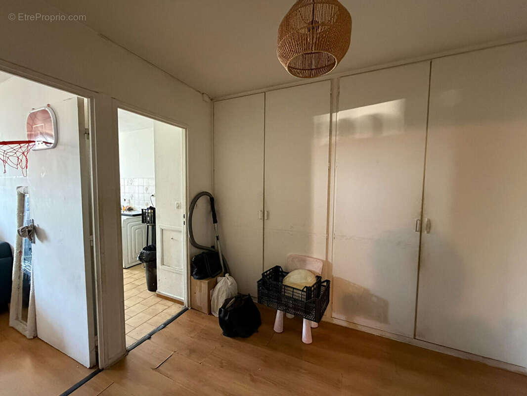 Appartement à AUBERVILLIERS