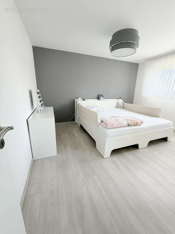 Maison 201 m² à Saint-Louis  - photo 12