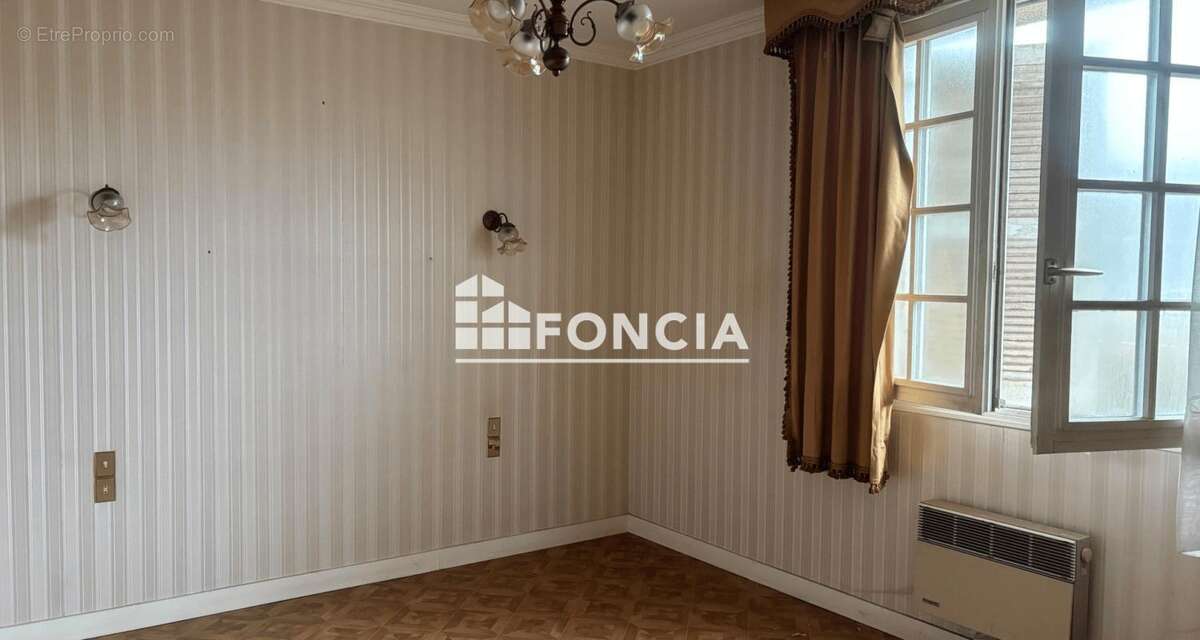 Maison à BEAUMONT-SUR-SARTHE