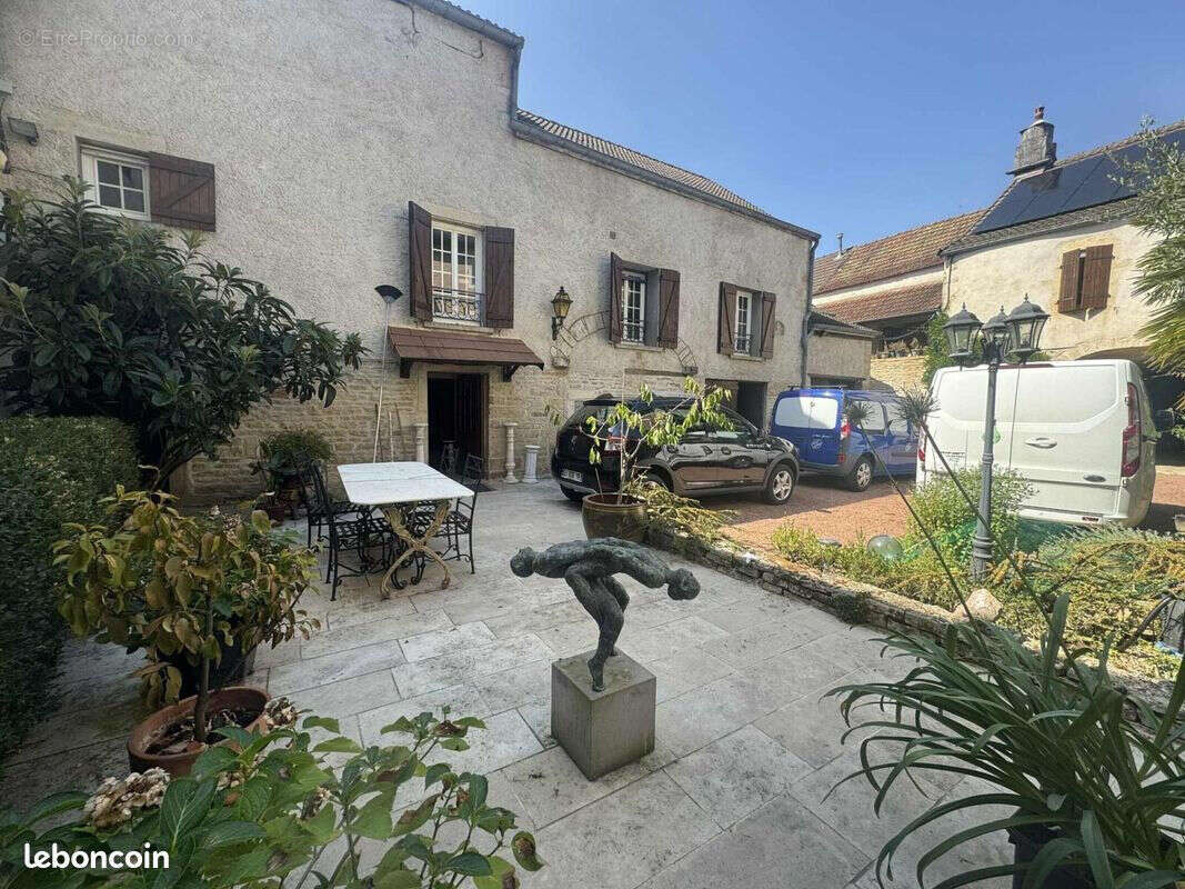 Photo 3 - Maison à RULLY