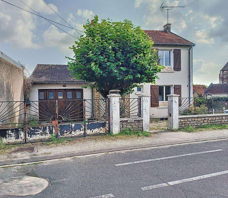 Maison à VILLEFRANCHE-SUR-CHER