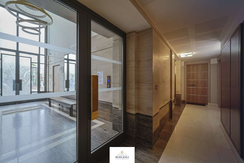 Appartement à ISSY-LES-MOULINEAUX