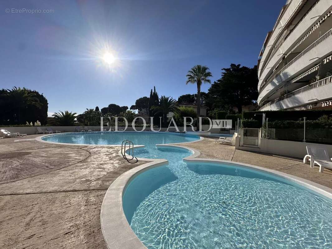 Appartement à ROQUEBRUNE-CAP-MARTIN